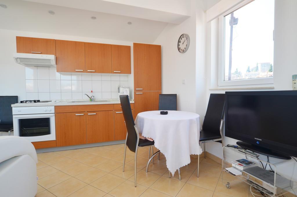 Apartment Zdenac روفينج المظهر الخارجي الصورة
